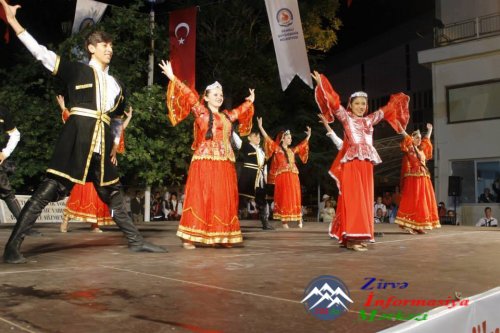 "Sarvan" folkor ansabılı Türkiyədə 15-ci Dənizli Beynəlxalq Rəqs Festivalında iştirak edib