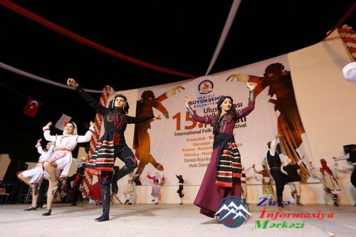 "Sarvan" folkor ansabılı Türkiyədə 15-ci Dənizli Beynəlxalq Rəqs Festivalında iştirak edib